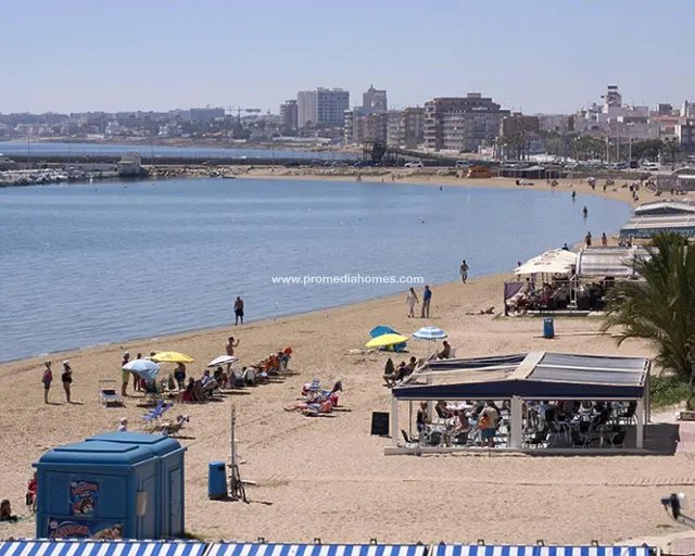 Fantástico apartamento con piscina comunitaria, idóneo como vacacional — 26