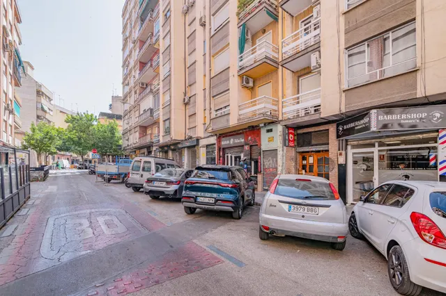 Local en Venta en la Calle Sol — 21