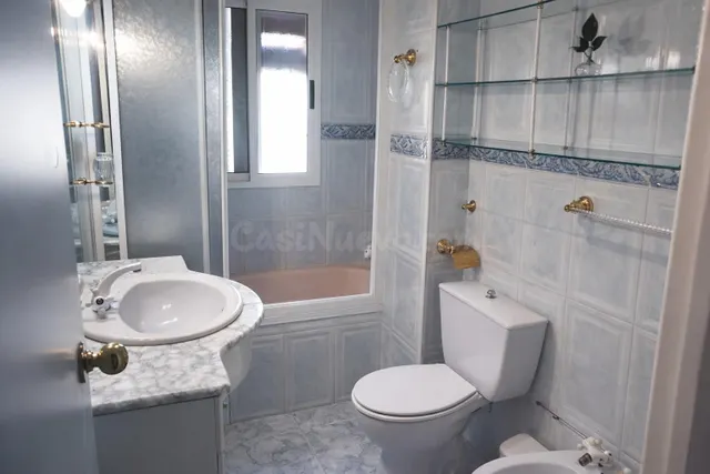 Gran Oportunidad en Avenida Blas Infante · Andújar — 5