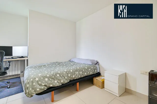 PISO LLUIS PERICOT — 19