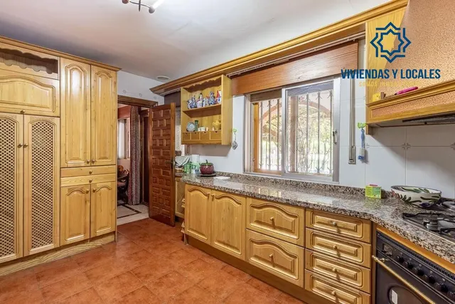 Espectacular Chalet en Ogijares - Ideal para Familias — 27