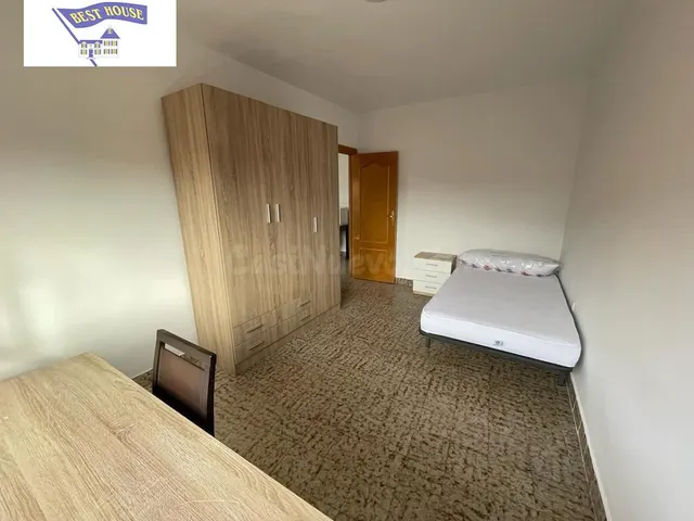 habitaciones EN PISO PARA ESTUDIANTES ZONA HOSPITAL - foto 4