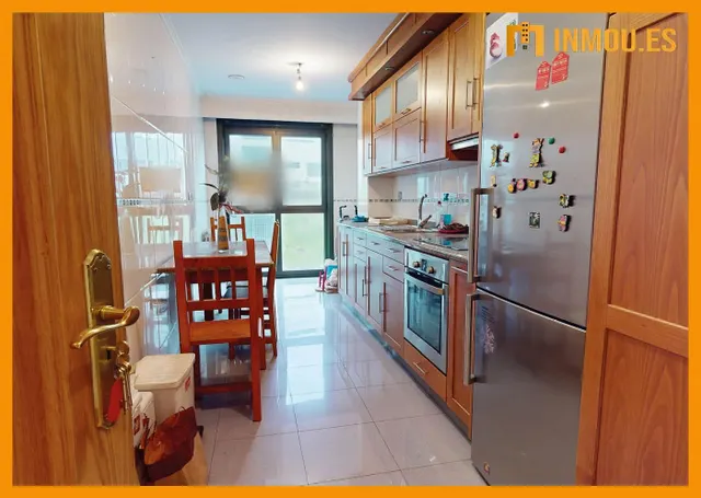 SE VENDE PISO EN CALLE SAINZA, OURENSE — 14