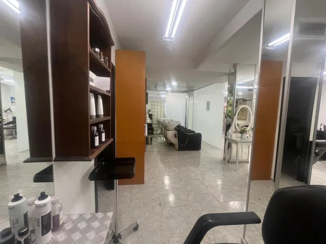 Gran oportunidad local de 139 metros en Valdeolleros — 12
