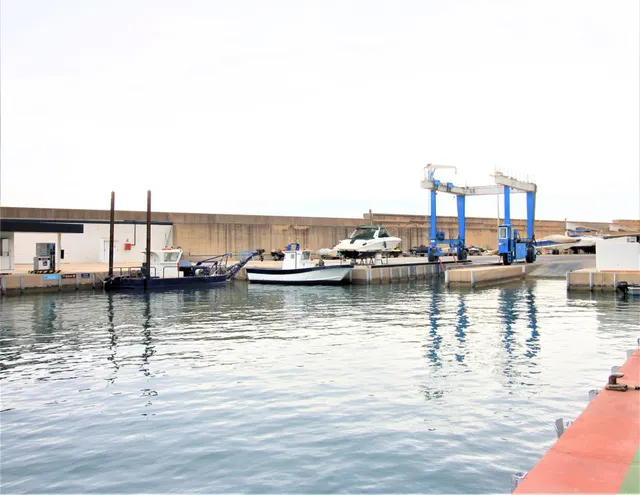Amarre en el puerto deportivo de Oropesa del Mar — 16