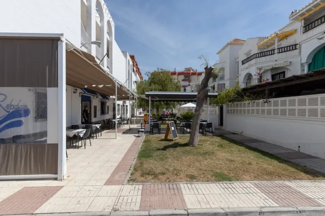 Restaurante en venta en Calahonda - foto 3