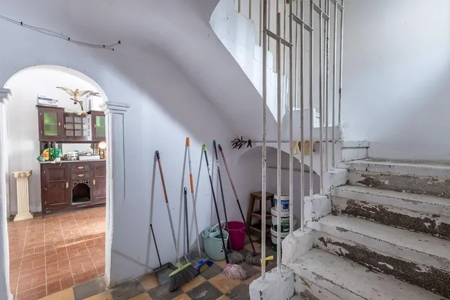 Casa con Parcela a Reformar en Granada — 16