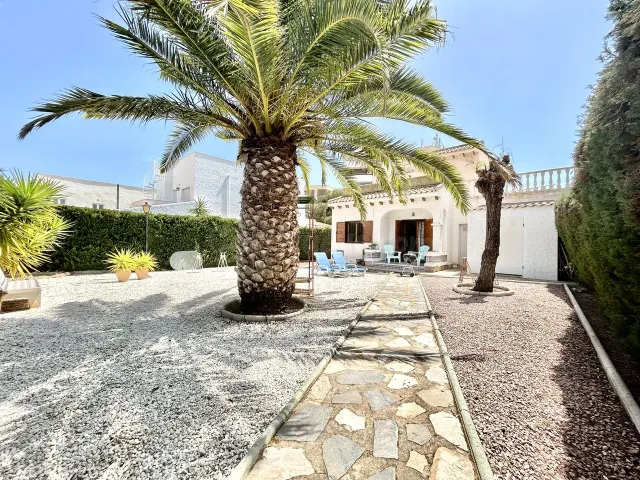 Villa 3 habitaciones en venta - La Zenia - foto 3