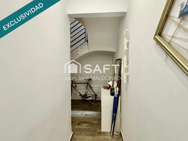 Tu refugio moderno en el corazón de Benicarló: Espacio, diseño y una terraza para soñar. — 43