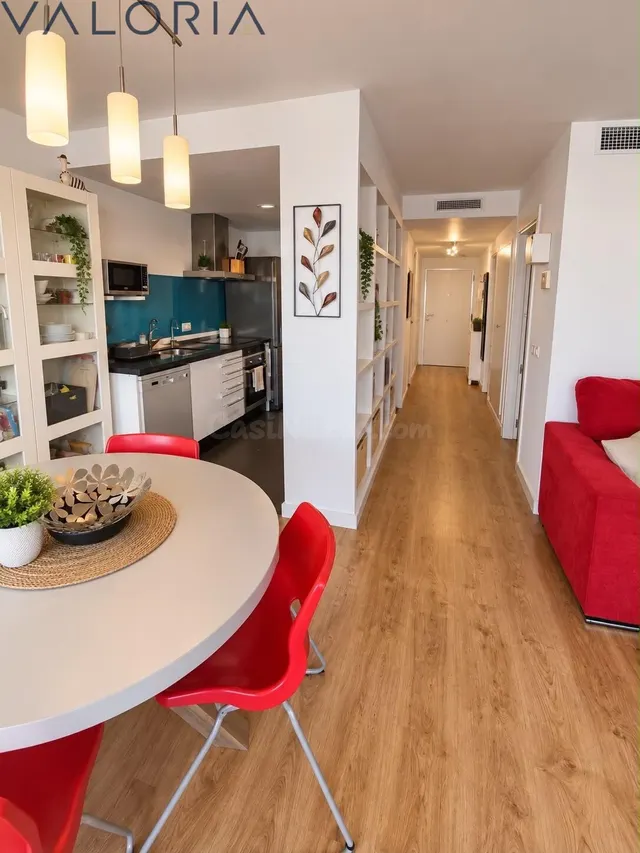 Apartamento con amplia terraza, garaje y trastero en Residen - foto 5