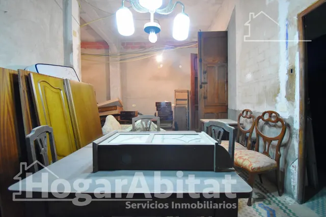 Gran casa de pueblo esquinera con trastero y terraza — 8