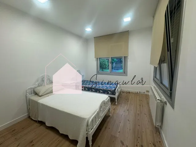 ALQUILER PLANTA BAJA CASA CON JARDÍN — 16