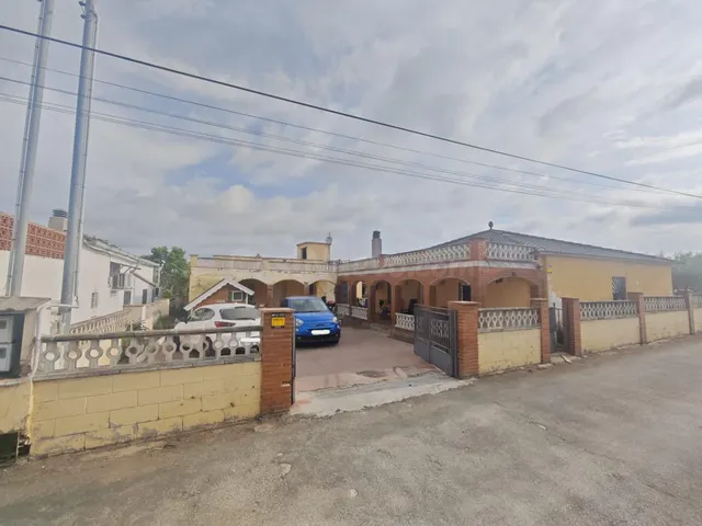 ¡OPORTUNIDAD DE INVERSIÓN! CHALET EN VALLS (TARRAGONA) - foto 5