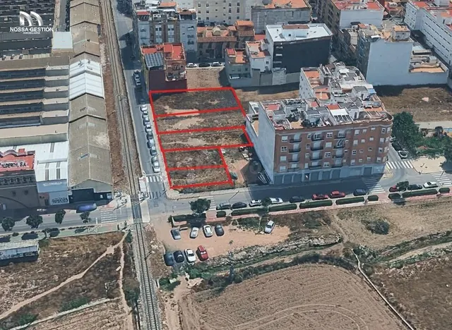 Oportunidad de Inversión!!!- Exclusivo conjunto de terrenos  - foto 2