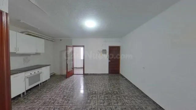 PISO OCUPADO 2 habitaciones, PLANTA 3 SIN ASCENSOR, CARRER G - foto 3