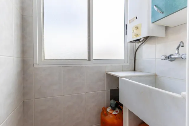 "Vivienda reformada con vistas privilegiadas". — 28