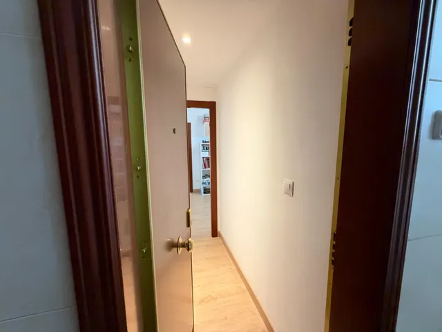 Piso CON ASCENSOR de 2 hab. (antes 3) completamente exterior reformado — 33