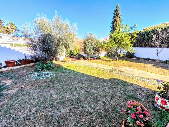 VILLA INDEPENDIENTE EN ZONA PLAZA SOLYMAR A 500 M DE LA PLAYA !!! — 41