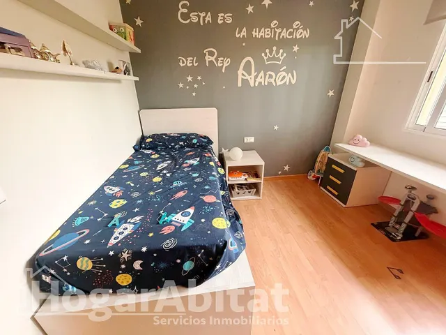 ¡encantador chalet! amplio y sofisticado con piscina, garaje y dos terrazas — 20