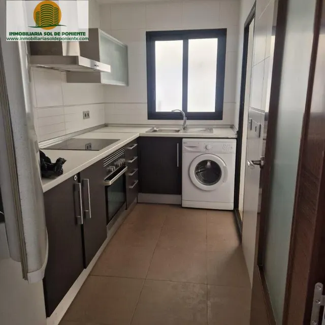 Comodidad y patio privado en pleno centro de La Nucía! A 6 km del mar — 5