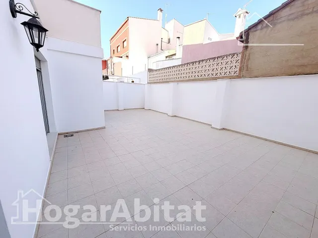 PRECIOSO BAJO REFORMADO, AMPLIO Y SEMINUEVO CON GARAJE Y GRAN TERRAZA — 17