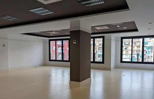 ALQUILER OFICINA LES CORTS — 5