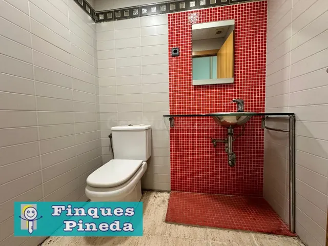 Local comercial a 50m de la playa en Calella — 5