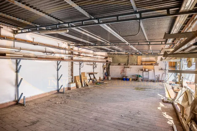 Edificio de uso industrial en venta en Camas (Sevilla) — 20