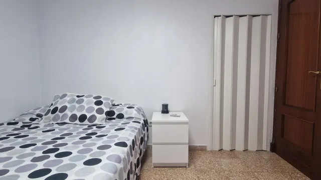 Piso en venta situado en la zona de Icovesa. — 8
