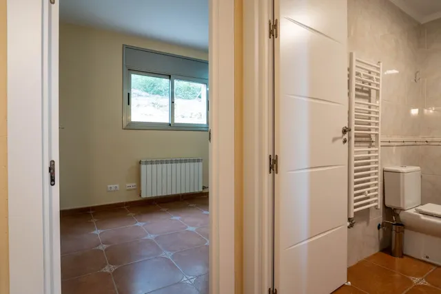 Casa con piscina y vistas a la montaña en Mas Borràs — 31