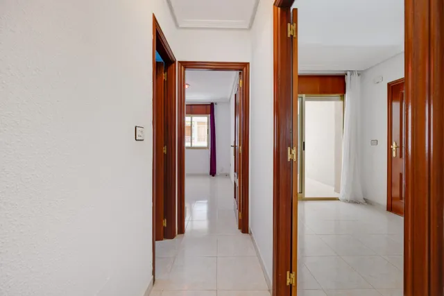 Amplio Apartamento en Acequion, Torrevieja - ¡A solo 250m de la Playa! — 14