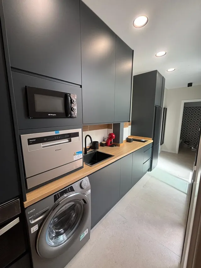 SE ALQUILA PISO A ESTRENAR, ZONA SANTA JUSTA, LUIS MONTOTO — 5