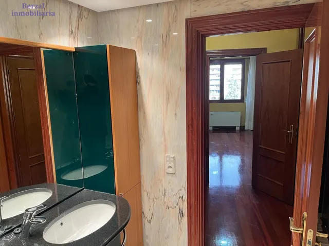 Extraordinario piso en el Espolón — 26
