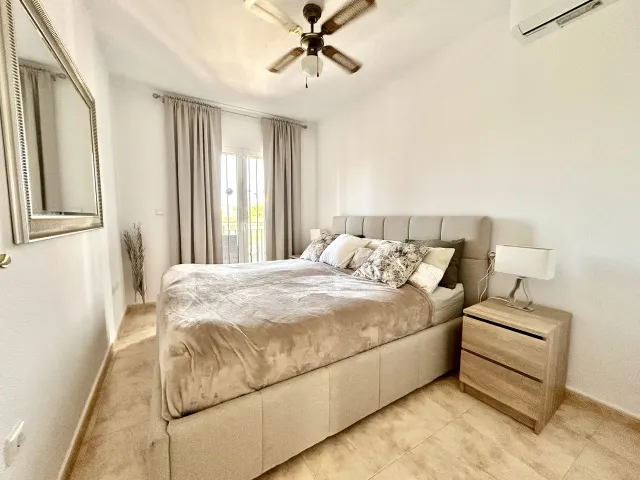 Chalet adosado de 3 dormitorios y 2 baños en orihuela costa (dehesa de campoamor) — 15