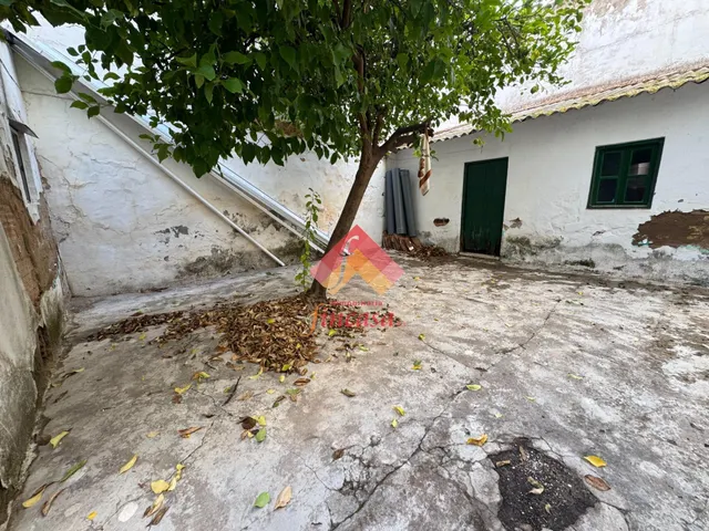 Estupenda casa para reformar en pleno centro — 15