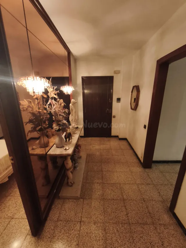 AMPLIO PISO DE 4 habitaciones CON EXCELENTES VISTAS EN ROCA  - foto 4
