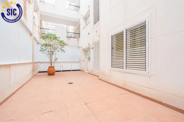 Vive al exterior: planta baja con dos terrazas en Torre en Conill — 41