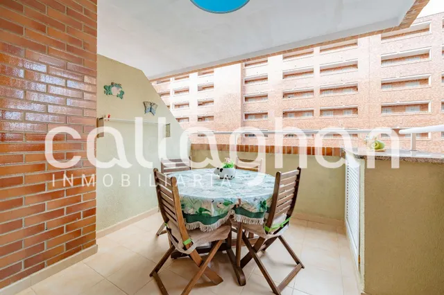 Piso con Licencia Turística en Oropesa del Mar - foto 3