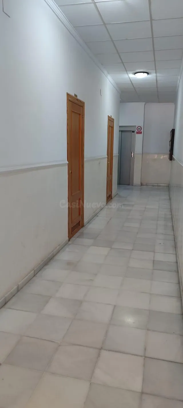 OPORTUNIDAD. PISO EN MACAEL ( ALMERÍA ) CON ASCENSOR Y PLAZA - foto 3