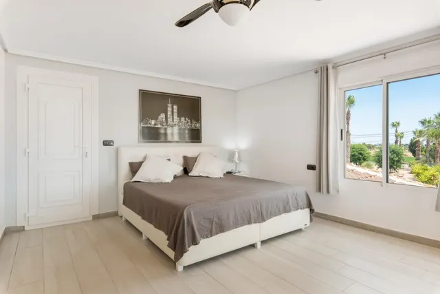 BONITA FINCA RUSTICA EN CATRAL:4 HAB, 4 BAÑOS — 13