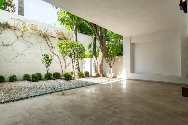 Amplio dúplex en Río Real, Marbella Este, junto a proyectos de alto valor — 20