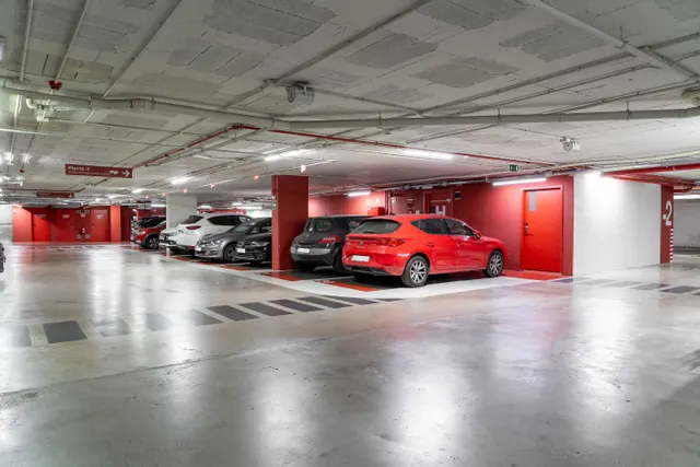 Parking 12m² en alquiler - Eixample — 6