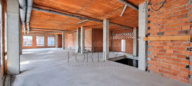 ¡El Lienzo Urbano que Buscabas! Ideal para Crear un Loft de  - foto 4