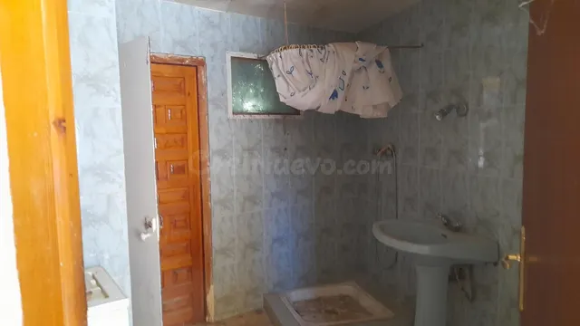 Casa en venta en Velilla de Jiloca. - foto 4