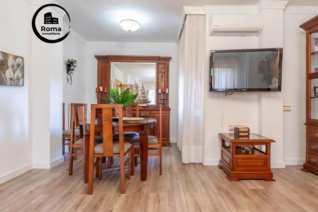 CHALET CON PISCINA Y JARDÍN A SOLO 10 MINUTOS DE GRANADA — 26