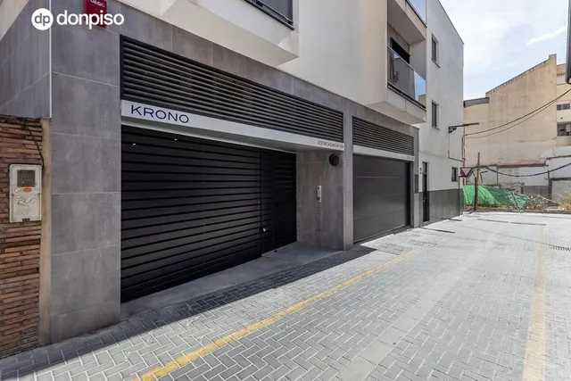 Fantástico Piso en Maracena — 34