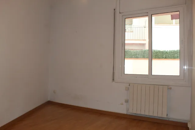 Piso con terraza de 45 m2 en Les Corts, 3 habitaciones y despacho — 19