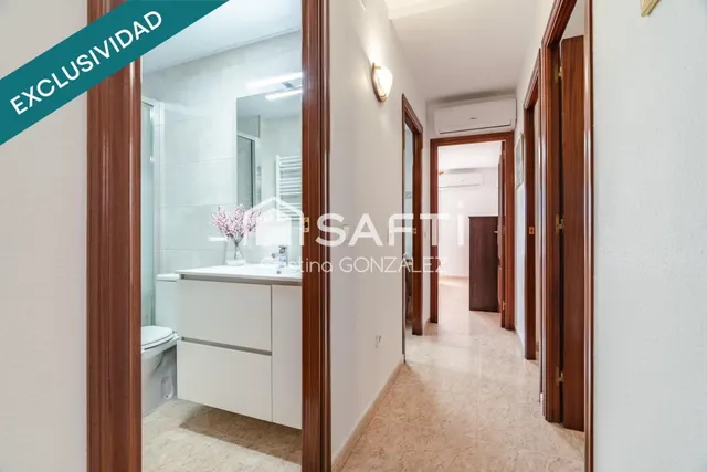 “Tu hogar ideal en Santa Maria – Fondo Sumella: práctico, luminoso y listo para entrar.” — 15