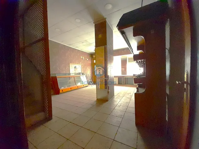 GRAN LOCAL EN ALTOZANO — 7