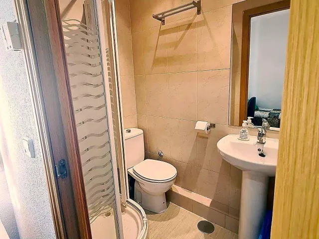 ALQUILER DE ÚLTIMA HABITACIÓN CON BAÑO EN SUITE Y GASTOS INCLUIDOS PARA ESTUDIANTES EN VILLANUEVA DE LA CAÑADA — 18